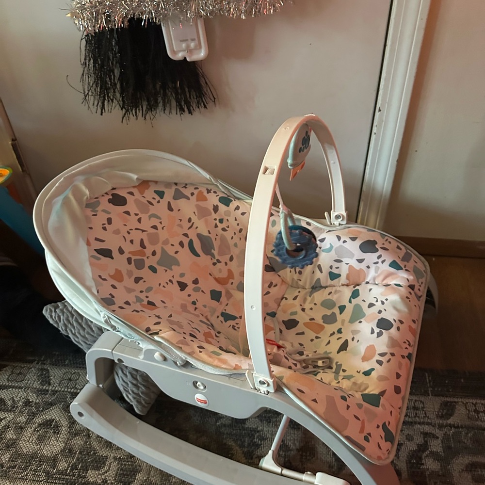 Fisher Price Vibrating Rocking Baby Chair